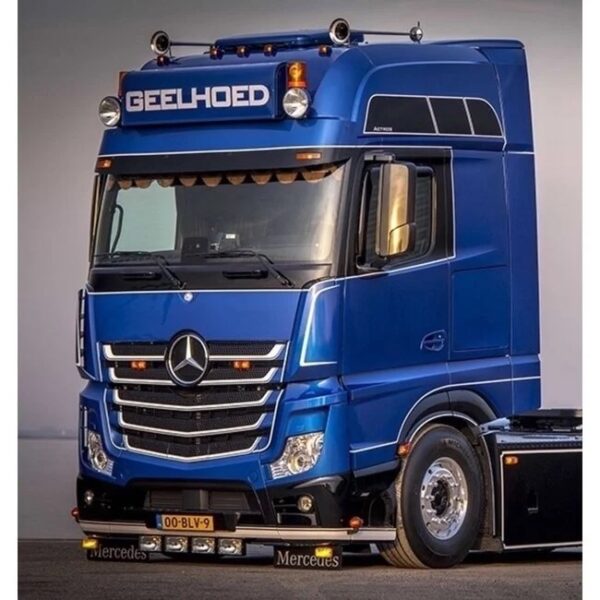 Mooie spatlap met opgelegde Mercedes letters 60x30cm - Afbeelding 2